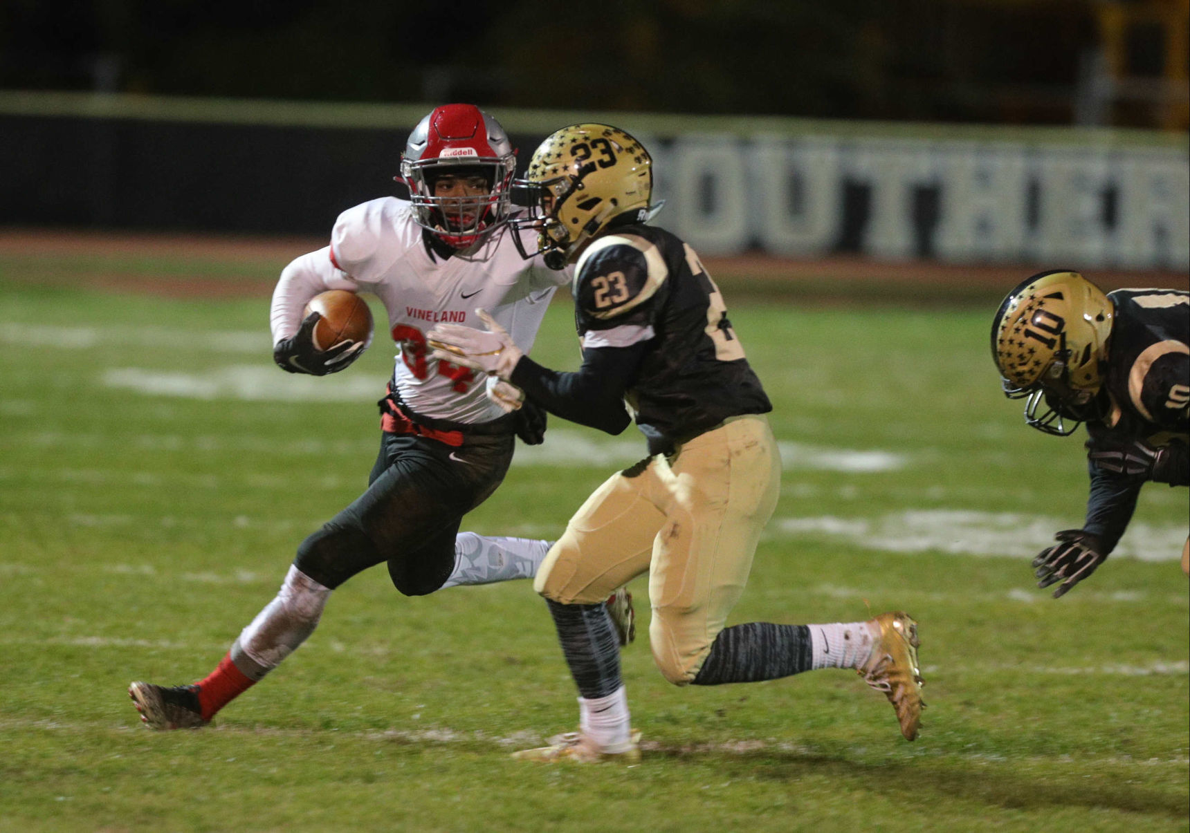Southern vs Vineland football